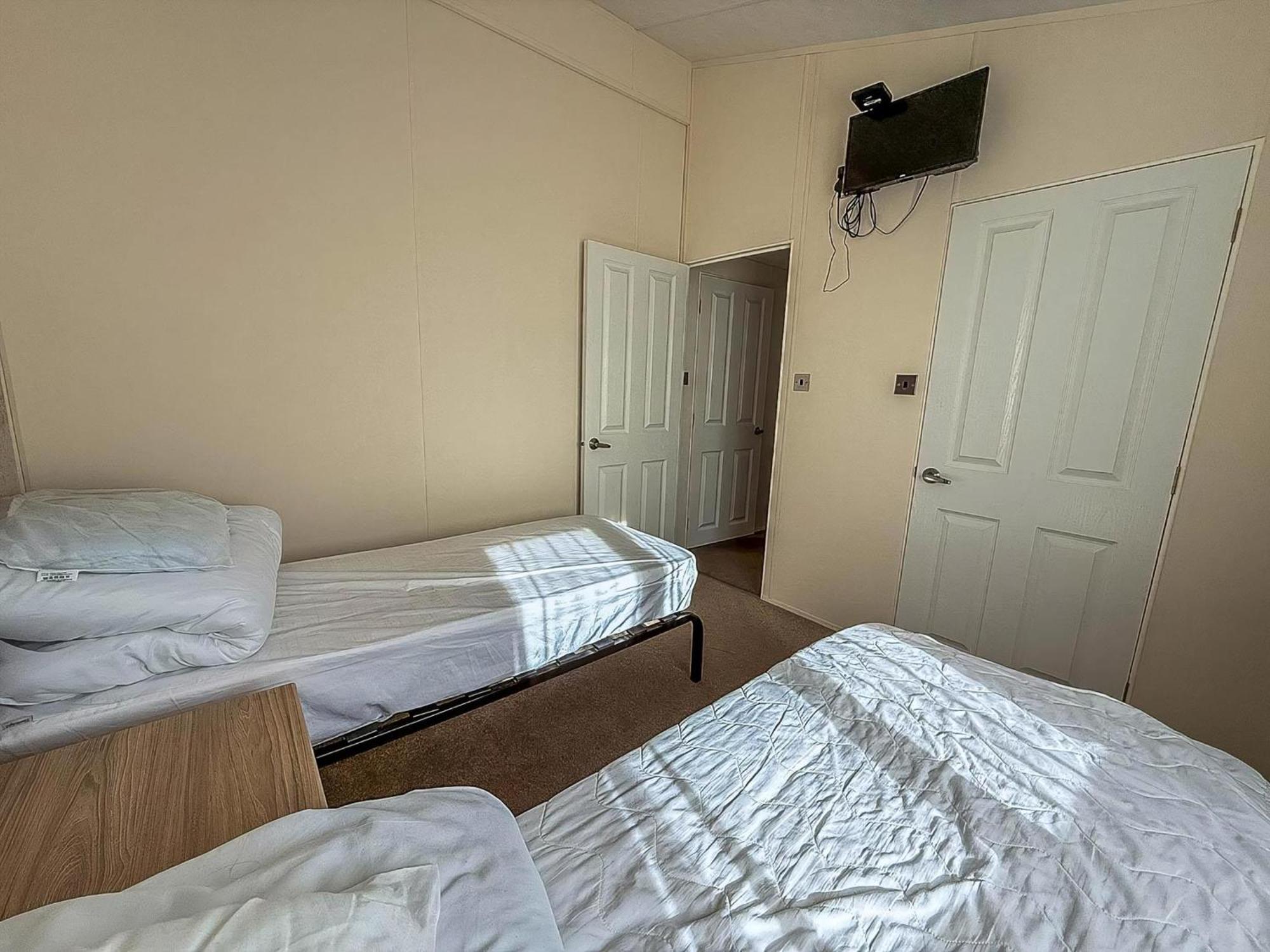 Luxury At Suffolk Sands Ref 45009mv * Felixstowe